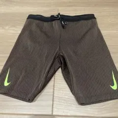 【新品未使用】ナイキ　エアロスイフト　ハーフタイツ　メンズM
