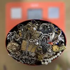 アクセサリー まとめ売り 3.5kg - メルカリ