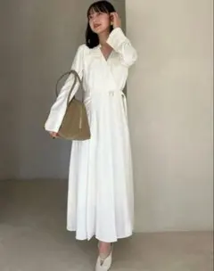 【着用一回のみ★美品】anuans ダブルサテンノーカラータックワンピース