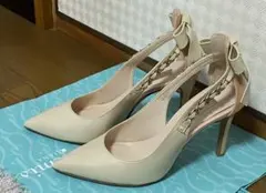 ダイアナ パンプス