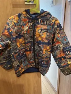 patagonia キッズ　リバーシブル　アウター
