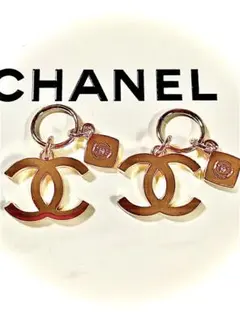 CHANEL ココマーク チャーム 2個セットのサムネイル