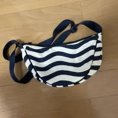 ユニクロ マリメッコ ラウンドミニショルダーバッグ ネイビー