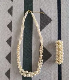 ホワイトパール ネックレスとブレスレットセット