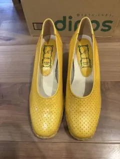 Item thumbnail for item 520d7ceb-eca8-4ca1-afc1-9409efae67da