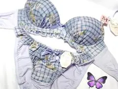可愛いチェック柄♡ティーンズ系♡ブラジャー ショーツ♡ Mのサムネイル