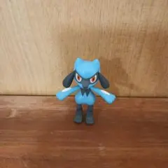 【美品】『リオル』 ポケモンフィギュア 青