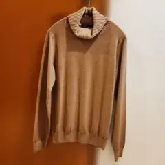 LARDINI タートルネック ニットセーター キャメル 44のサムネイル