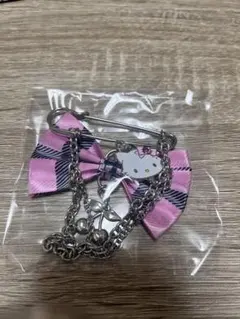 サンリオ シークレットブローチ チャーミーキティ