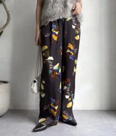 ☆最終値下げ☆激カワ！ 花柄ワイドプリントパンツ