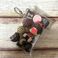 ミニチュアフィギュアマスコットキーホルダー ガチャ詰めポーチ モンチッチ