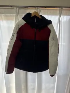 TOMMY HILFIGER ダウンジャケット フード付き