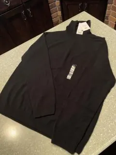 【新品・未着用】ユニクロ 3Dカシミアタートルネックセーター（ブラック・XL）