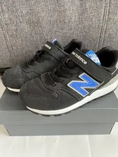 美品　ニューバランス　YV996NA3 キッズ　ブラック　ブルー　17.5