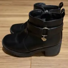 NUOVO ルーシー 19cm ショートブーツのサムネイル