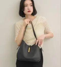 NEUNA ラウンドトートバッグ ブラックのサムネイル