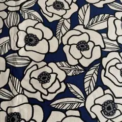 FUWARI 花柄生地 ネイビー110×６０センチ