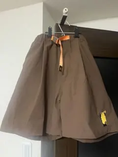 グラニフ　IKAKU ハーフパンツ