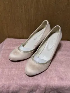 ORientL Traffic ベージュゴールド　スエードパンプス