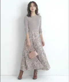 【値下げしました】美品JUSGLITTY ドッキングニットワンピース