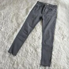 ヤヌーク パトリシアアンクル カットオフスキニーパンツ