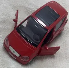 【Maisto メルセデス・ベンツ Aクラス（A140 ）レッド 1/34】