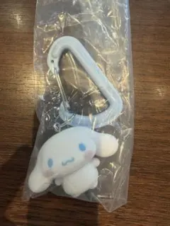 サンリオキャラクターズカラフルカラビナマスコットチャーム　シナモロール