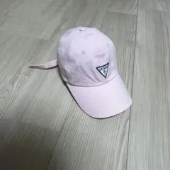 G*a様 Guess キャップ ピンクのサムネイル