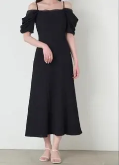 スナイデル　ブラックワンピース　オフショル