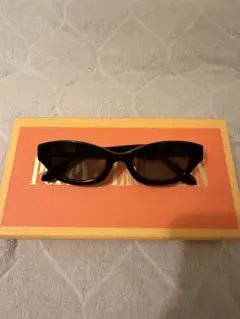 POPPY LISSIMAN サングラス ブラックのサムネイル