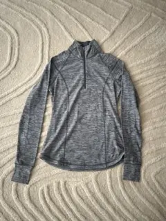 OLD NAVY トレーニングトップス ワークアウトウェア XS