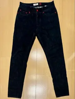 Item thumbnail for item aa949576-9bd8-4ad6-b0ea-fe93f7d22d93