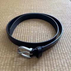 UNIQLO イタリアンオイルドレザーナローベルト