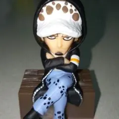 さ85 ワンピース デスクトップ フィギュア トラファルガー・ロー