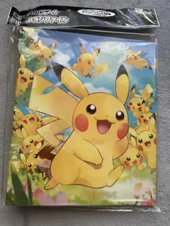 ポケモン ピカチュウ カードバインダー 400枚収納 大容量コレクション