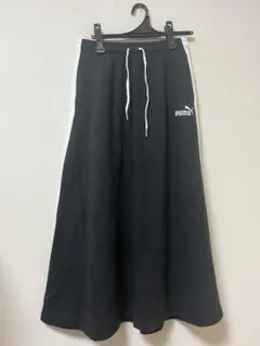 新品　タグ付き　 PUMA ブラック ロングスカート サイドストライプ