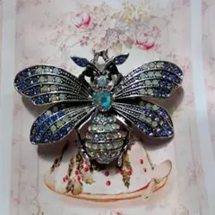 見直しセール！昆虫デザイン ブローチ　シルバー