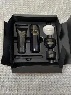 SHISEIDO FUTURE SOLUTION LX トライアルセット