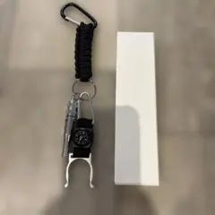 アウトドア用 コンパス IDカード入れ キーホルダー　カラビナ　ボトルホルダー？
