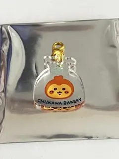 ちいかわベーカリー アクリルキーホルダー(カブトムシ)