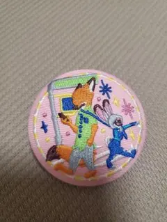 ディズニー刺繍缶バッチ　ズートピア