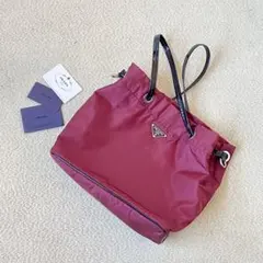 PRADA ナイロンショルダーバッグ　ワインカラー