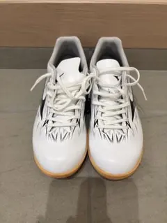 UNDER ARMOUR サッカースパイク ホワイト 26.5 鈴木優磨 - メルカリ