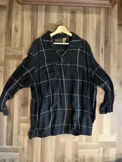 古着　ブラック　シャツ