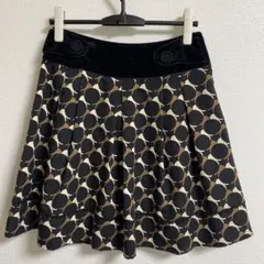 ‼️特価‼️⭐️ベロアが可愛い幾何学模様のスカート⭐️