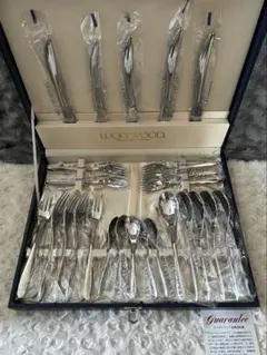 Item thumbnail for item 289ced0d-3bf2-401e-85ac-1f9e66a1b8cd