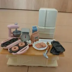 【値下げ】⑦シルバニアファミリー 冷蔵庫+アイランドキッチンセット