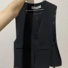 本日限定値下げZARA ブラック ノースリーブ ベスト XS