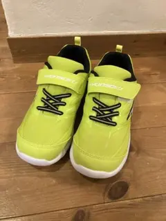 美品！瞬足 イエロースニーカー　21.5