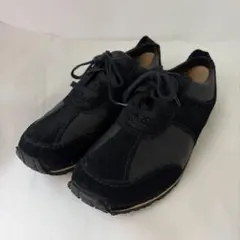 Clarks ORIGINALS ブラック スニーカー　スエード　サイズ6のサムネイル